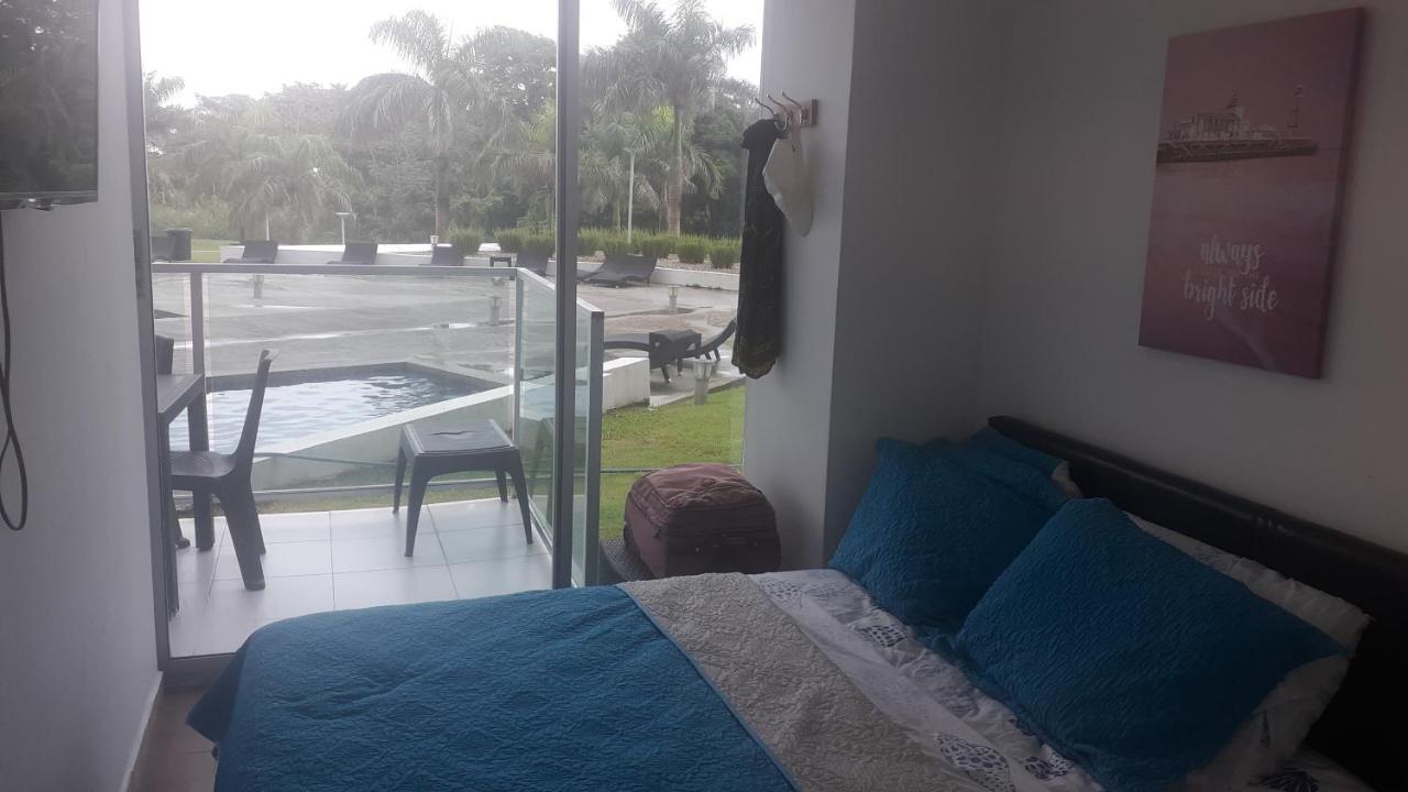 Apartamento En Balabeach Maria Chiquita In Front Of The Beach 2Hab Colon Exterior foto