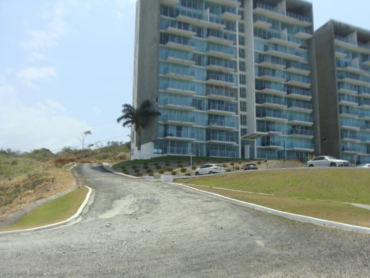 Apartamento En Balabeach Maria Chiquita In Front Of The Beach 2Hab Colon Exterior foto